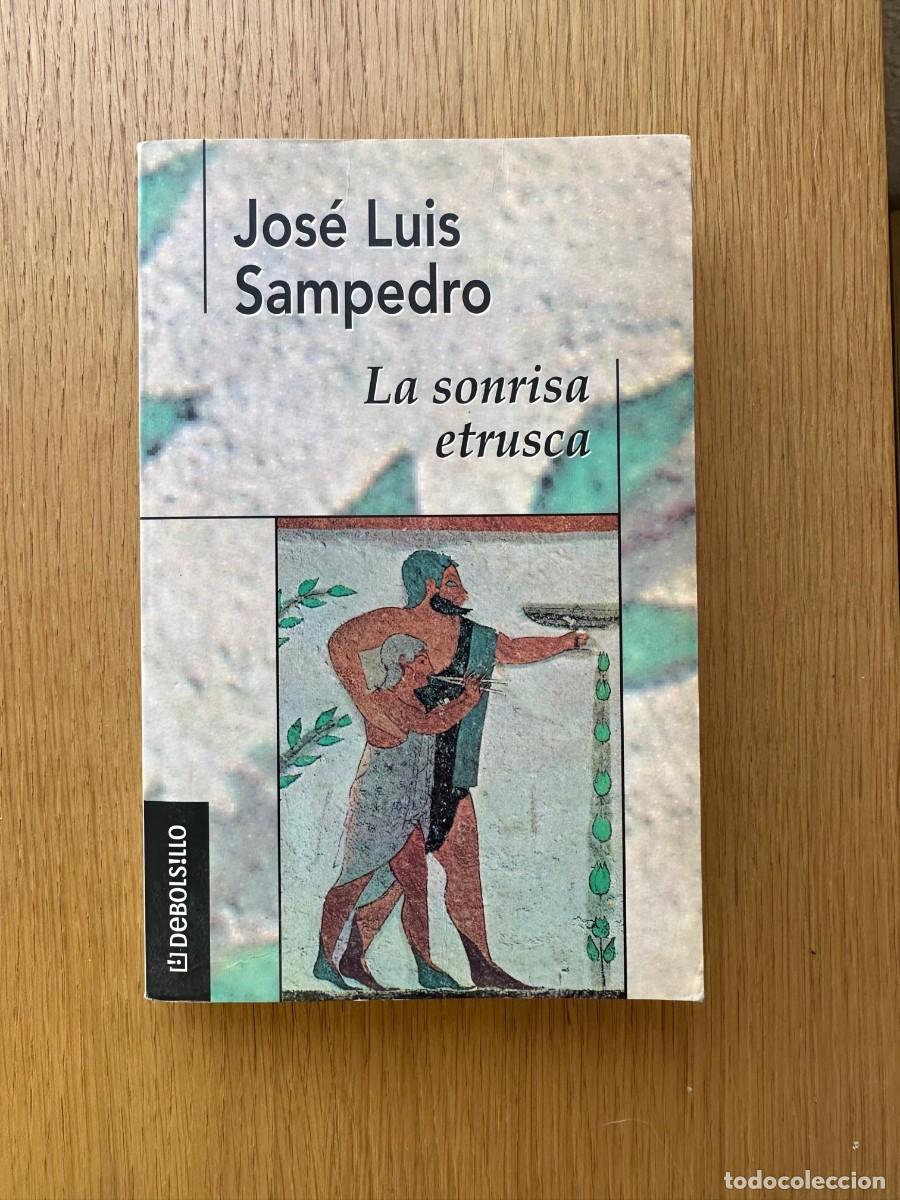 Libros de segunda mano: &rdquo;La sonrisa etrusca&rdquo; Jos&eacute; Luis Sampedro - Foto 1