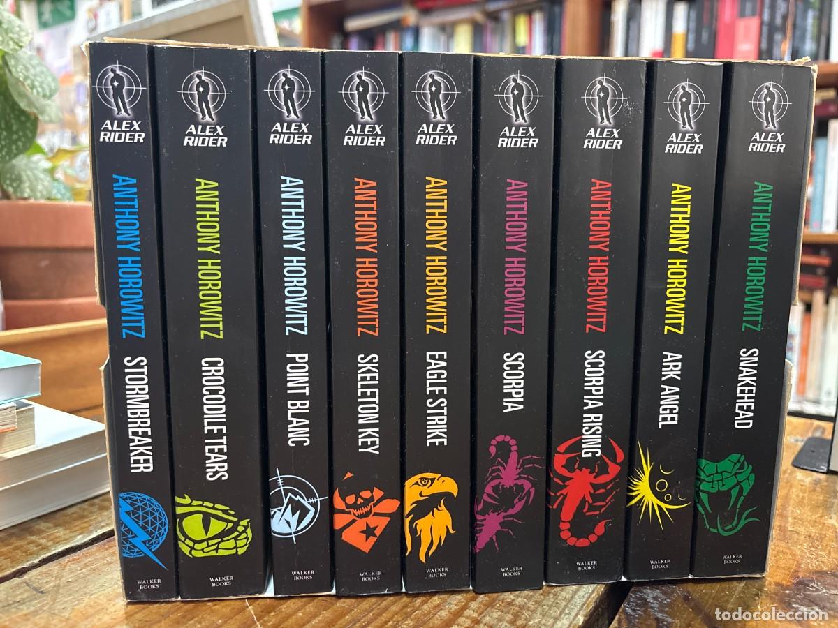 Libros de segunda mano: Alex Rider: The Complete Missions (9 Volume Set) Anthony Horowitz - Foto 1