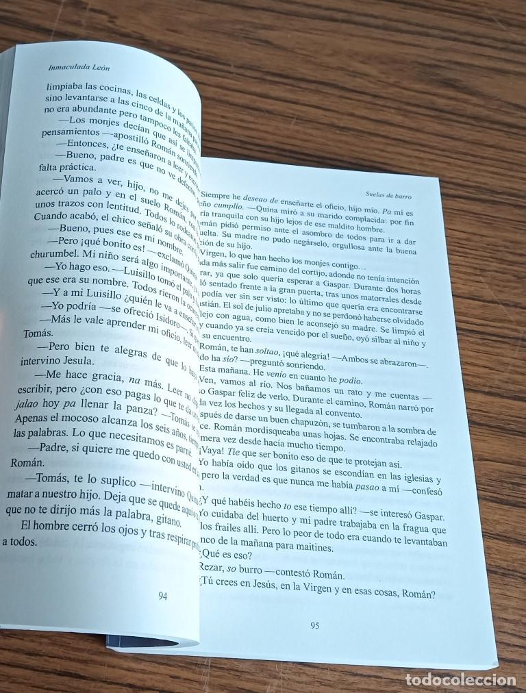 Libros de segunda mano: SUELAS DE BARRO - Inmaculada Le&oacute;n - Meustaescribir - Primera edici&oacute;n 2015 - Foto 4
