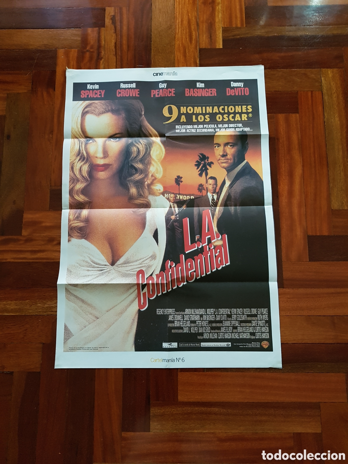 Libros de segunda mano: P&oacute;ster LA Confodential revista Cineman&iacute;a
