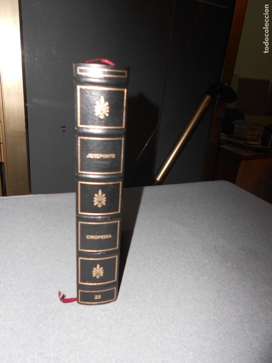 Libros de segunda mano: CIROPEDIA. JENOFONTE. GREDOS - Foto 4