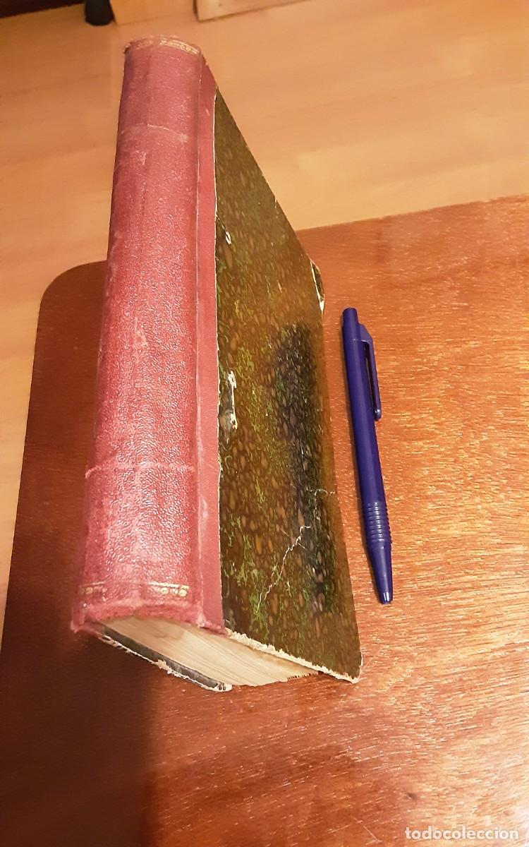 Libros de segunda mano: ROBINSON CRUSOE - DANIEL DEFOE - BIBLIOTECA DE MONOS - Foto 3