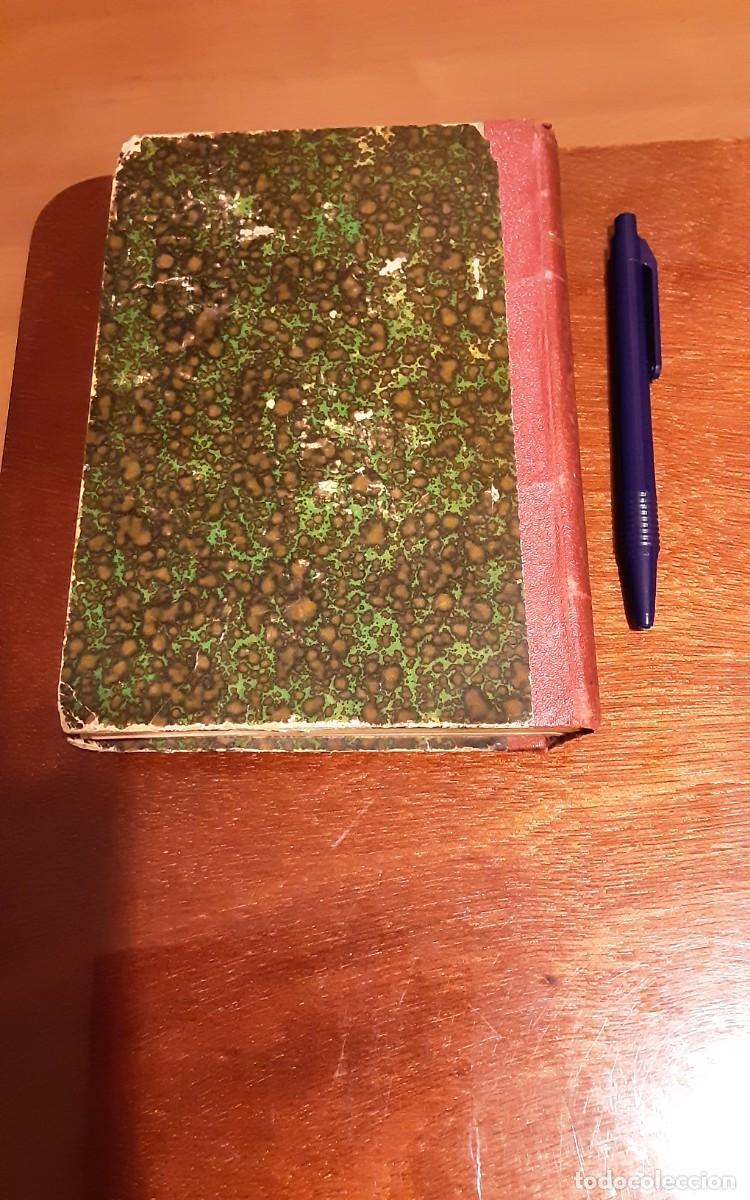 Libros de segunda mano: ROBINSON CRUSOE - DANIEL DEFOE - BIBLIOTECA DE MONOS - Foto 4