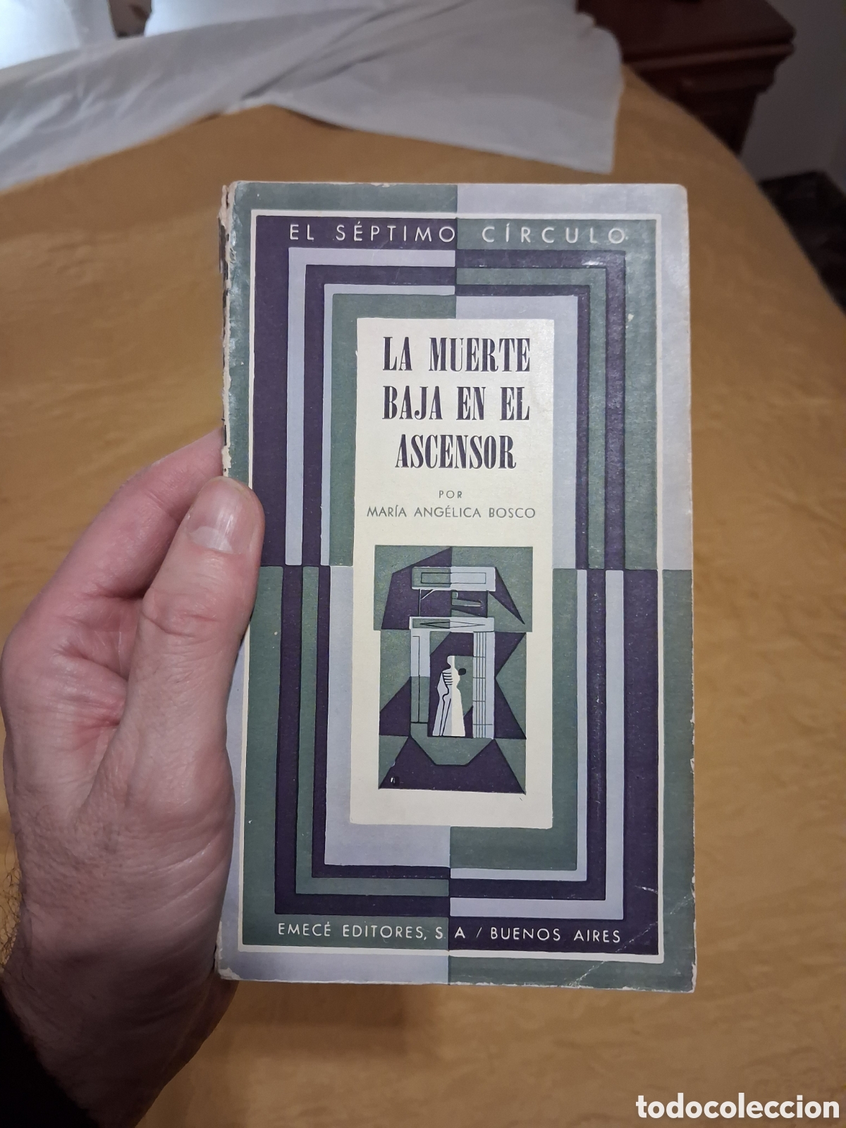 Libros de segunda mano: La muerte baja en el ascensor, Mar&iacute;a Angelica Bosco - Foto 1