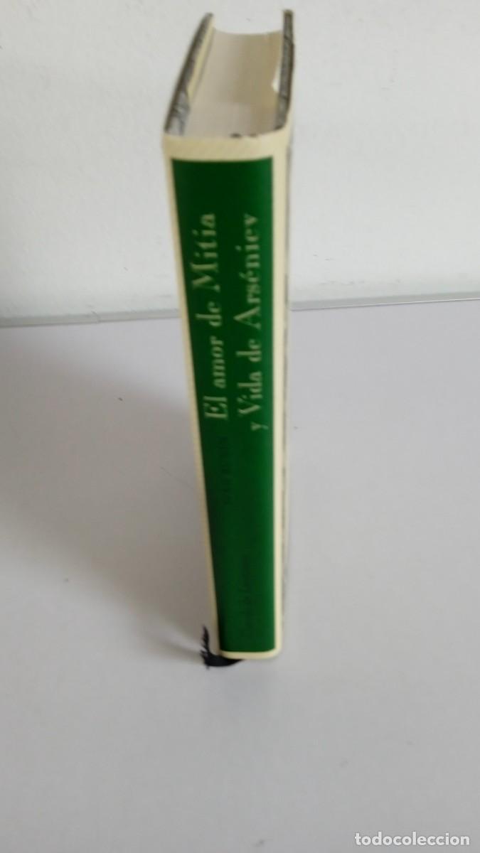 Libros de segunda mano: EL AMOR DE MITIA y VIDA DE ARS&Eacute;NIEV - Foto 2
