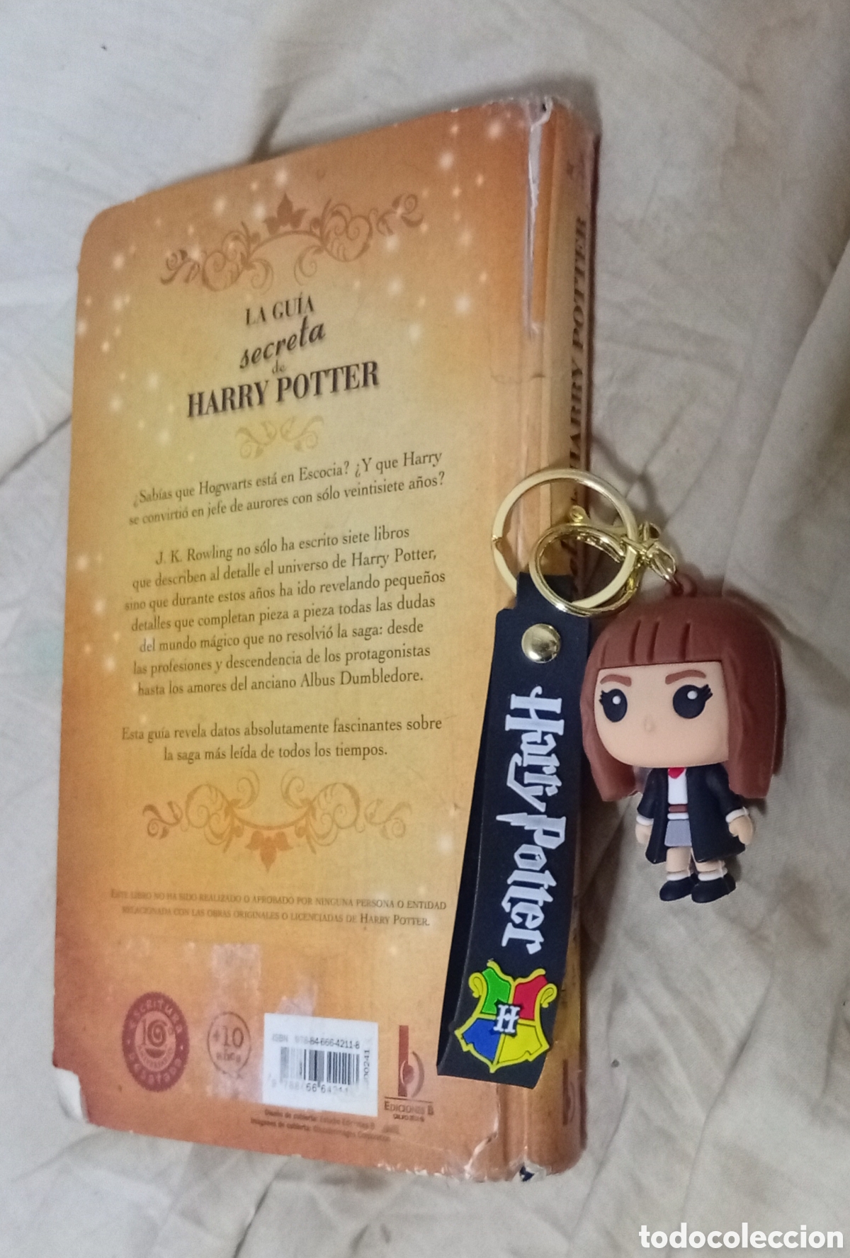 Libros de segunda mano: Harry Potter libro y llavero - Foto 2