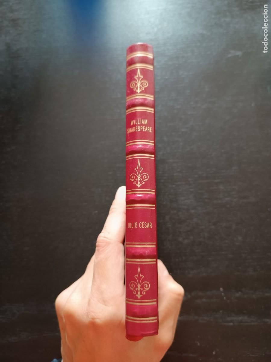 Libros de segunda mano: Julio C&eacute;sar - William Shakespeare. RBA - Foto 2