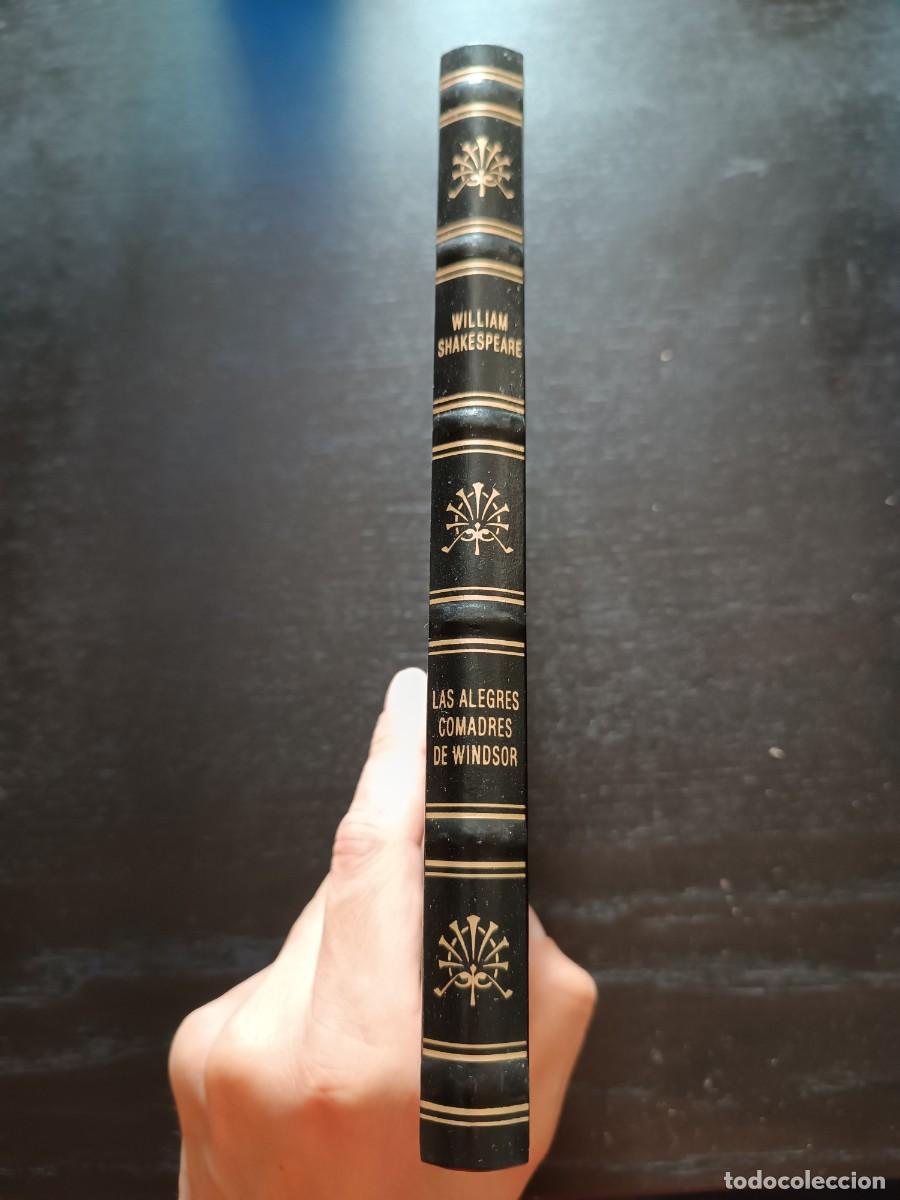 Libros de segunda mano: Las alegres comadres de Windsor - William Shakespeare. RBA - Foto 2