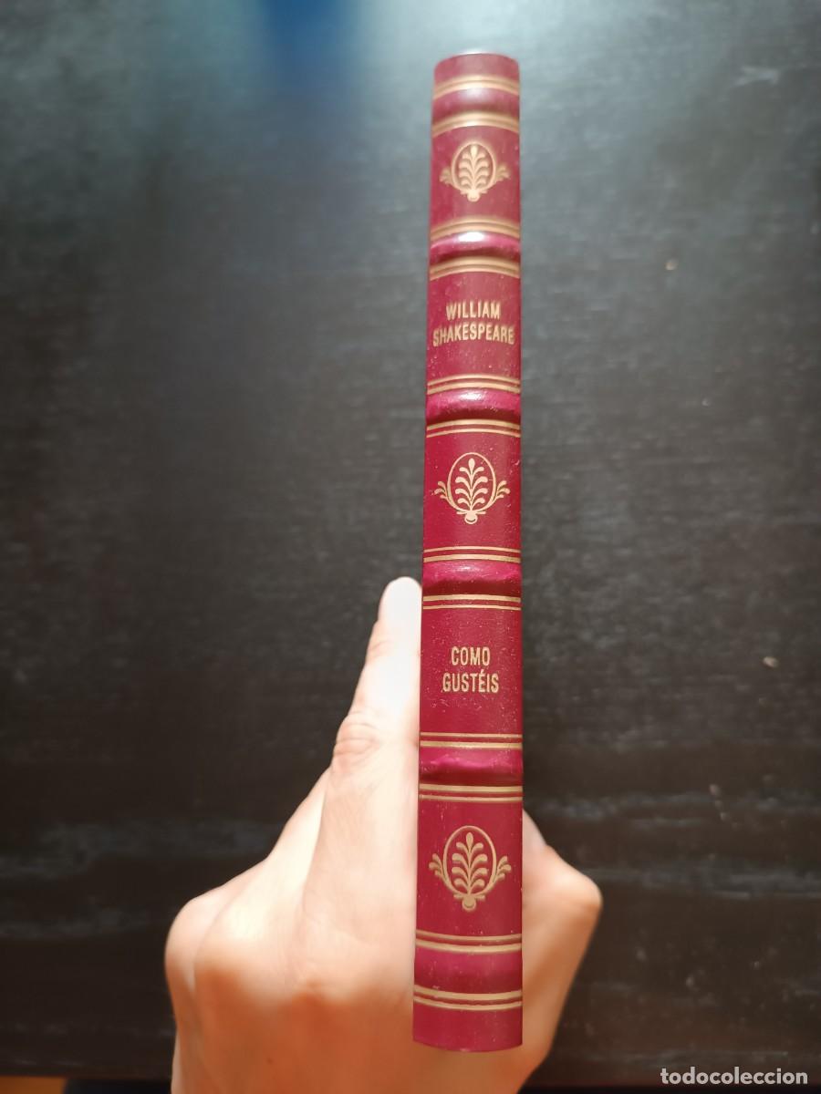 Libros de segunda mano: Como gust&eacute;is - William Shakespeare. RBA - Foto 2