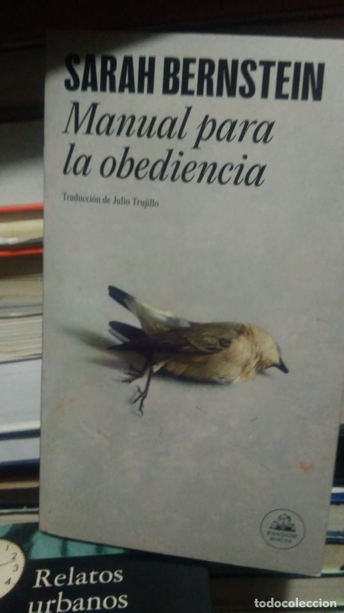 Libros de segunda mano: Manual para la obediencia Sarah Berstein random house - Foto 1