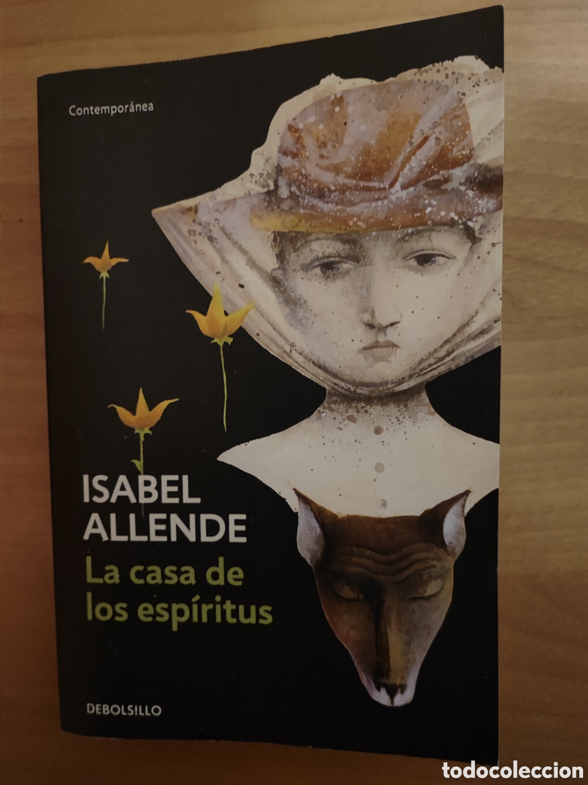 Libros de segunda mano: LA CASA DE LOS ESPIRITUS. .ISABEL ALLENDE. ED. DE BOLSILLO - Foto 1