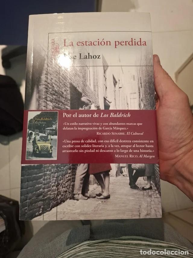 Libros de segunda mano: Libro: &rdquo;La estaci&oacute;n perdida&rdquo;, de Use Lahoz - Foto 1