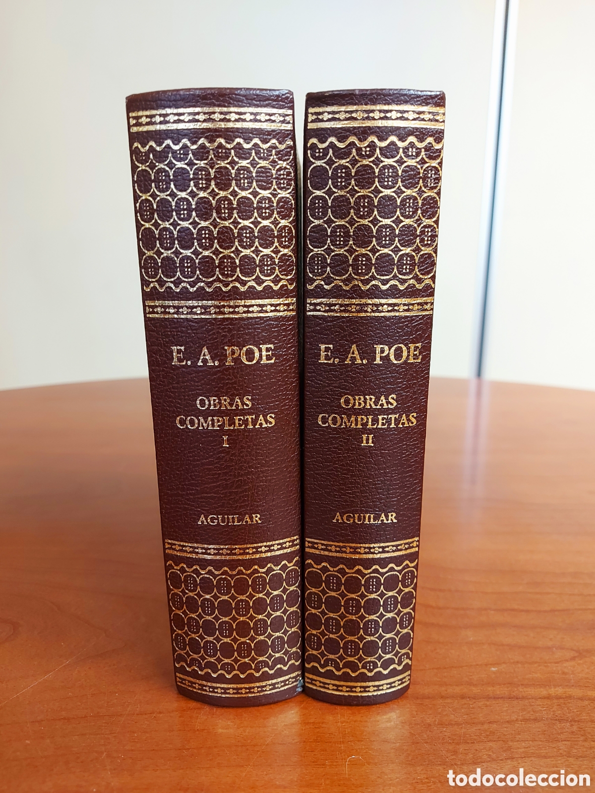 Second hand books: Edgar Allan Poe Obras Completas. Aguilar, 2004. 2 tomos (completa).