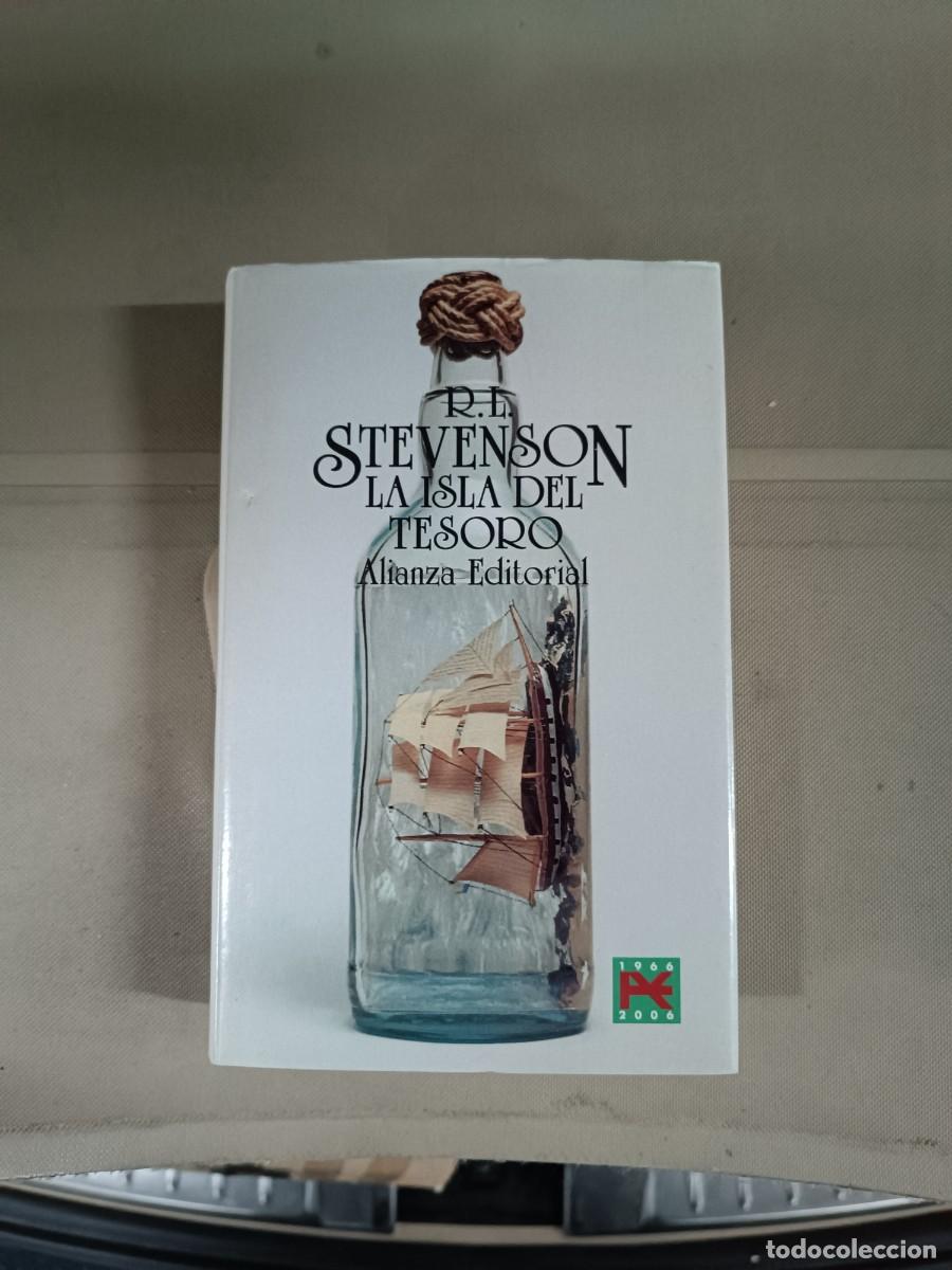 Libros de segunda mano: La isla del tesoro - R. L. Stevenson. Alianza - Foto 1