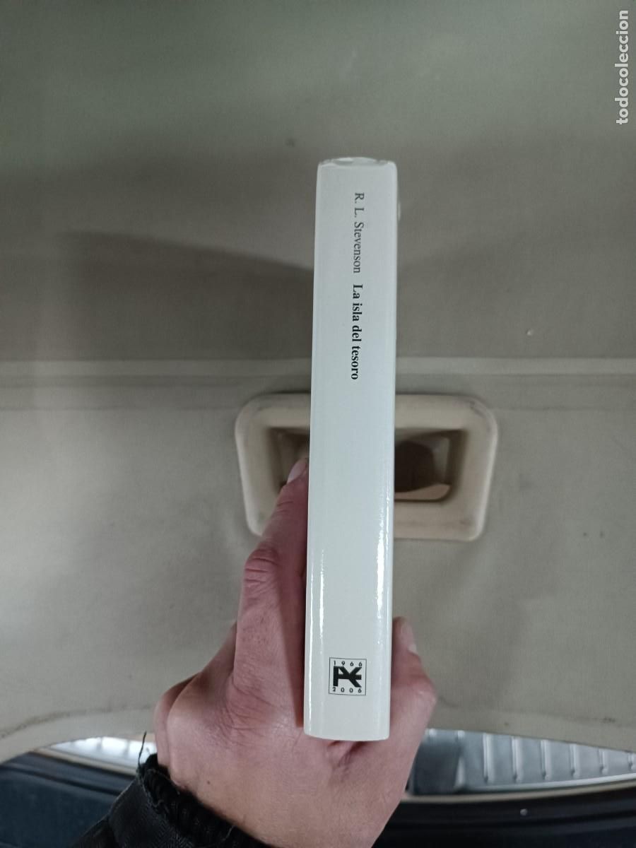 Libros de segunda mano: La isla del tesoro - R. L. Stevenson. Alianza - Foto 3