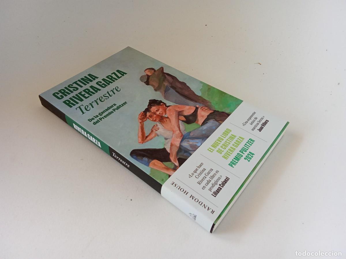 Libros de segunda mano: Cristina Rivera Garza. Terrestre - Foto 2