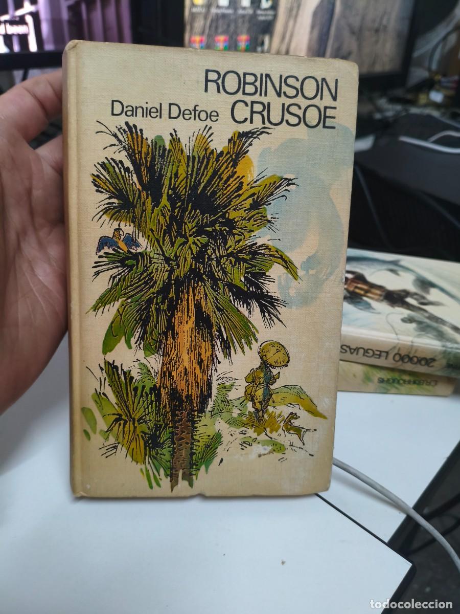 Libros de segunda mano: Defoe, Daniel - Robinson Crusoe (C&iacute;rculo de Lesctores, 1968) - Foto 1