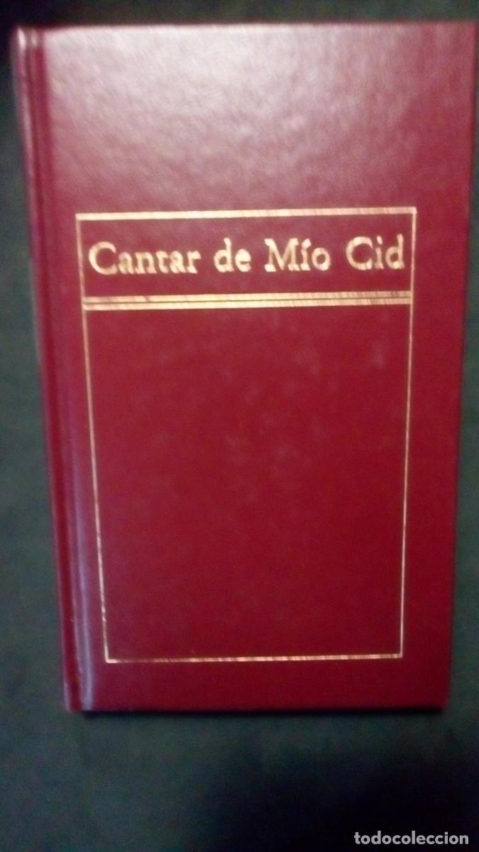 Libros de segunda mano: AN&Oacute;NIMO.- Cantar de M&iacute;o Cid. Orbis (1982). Incluye versi&oacute;n moderna del texto original. 19 cm. 230 pp