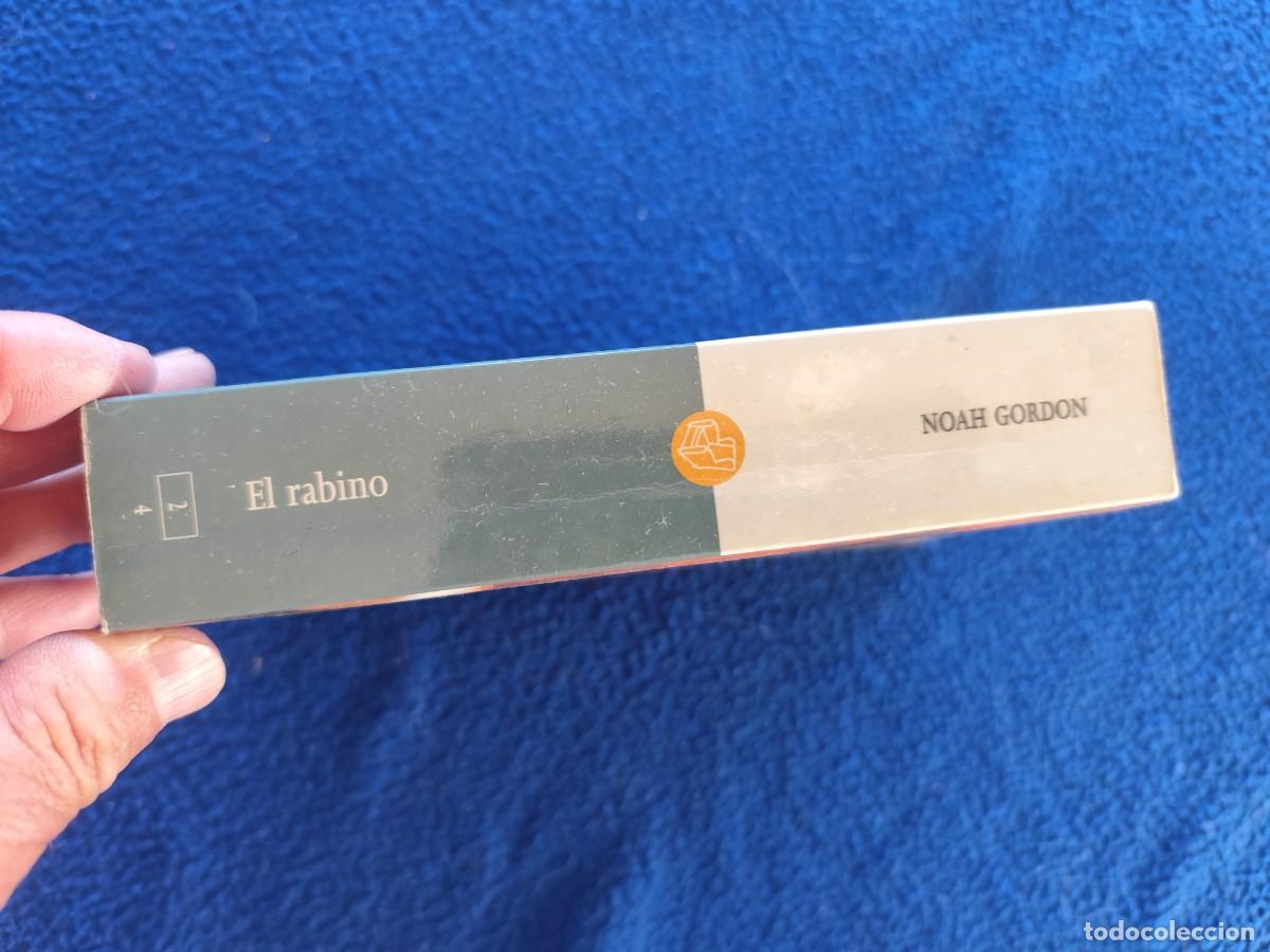 Libros de segunda mano: EL RABINO Noah Gordon Ediciones B,S.A. 2001 - Foto 2