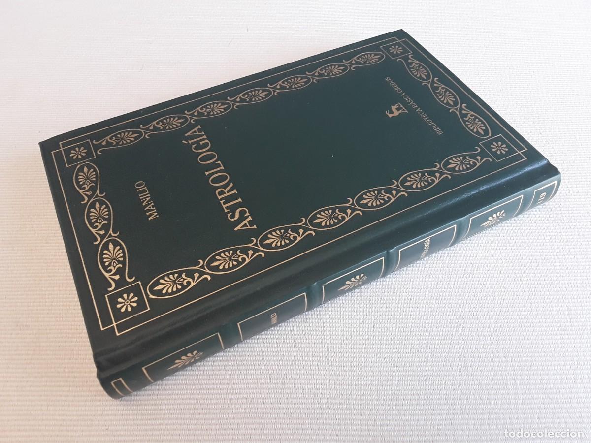 Libros de segunda mano: ASTROLOG&Iacute;A. MANILIO. BIBLIOTECA B&Aacute;SICA GREDOS. - Foto 3