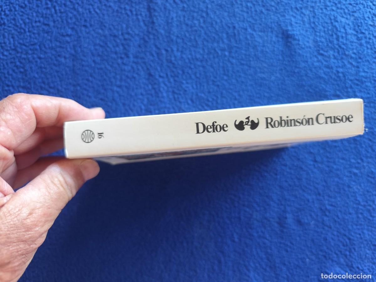 Libros de segunda mano: ROBINSON CRUSOE Daniel Defoe Ed. Planeta 1987 - Foto 2