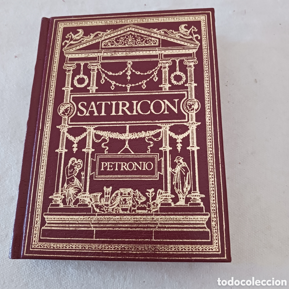Libros de segunda mano: Satiricon de Petronio - Foto 1