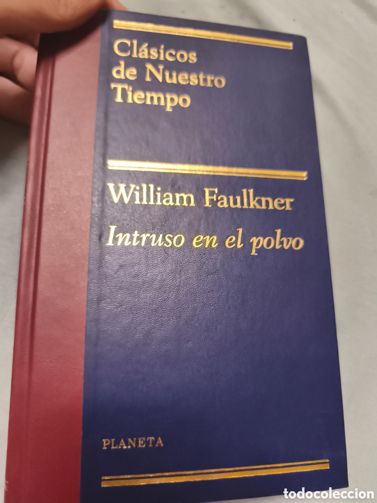 Libros de segunda mano: William Faulkner intruso en el polvo