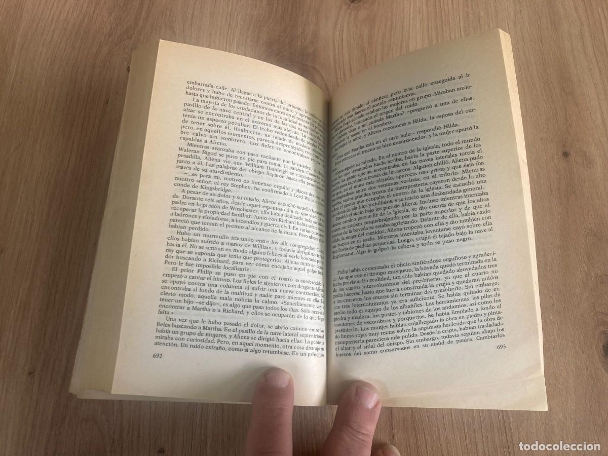 Libros de segunda mano: Los pilares de la tierra Ken Follet - Foto 6