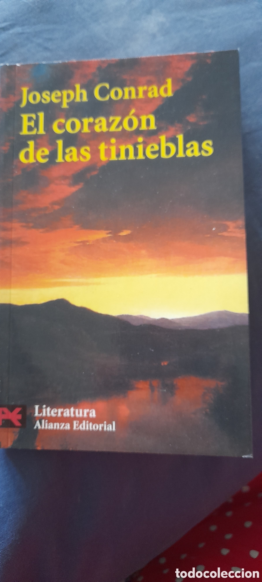 Libros de segunda mano: El coraz&oacute;n de las tinieblas. Joseph Conrad