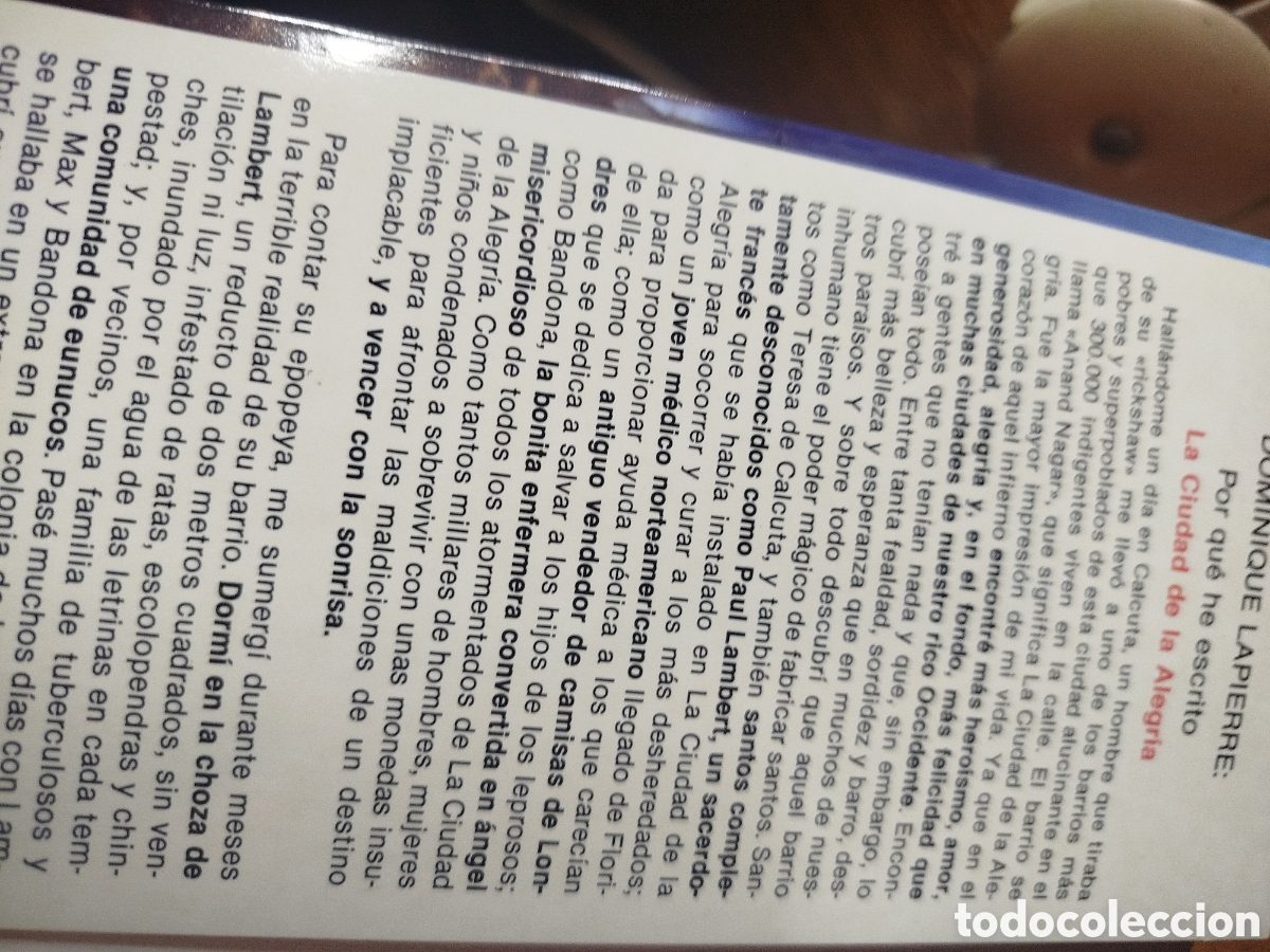 Libros de segunda mano: La ciudad de la alegr&iacute;a. Dominique lapierre. - Foto 4