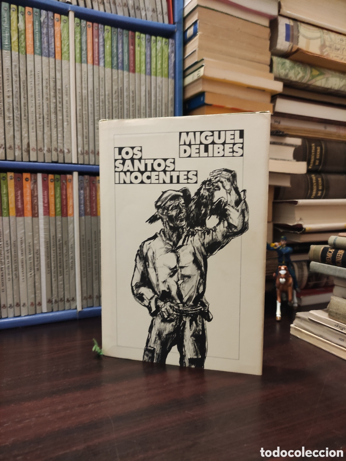 Libros de segunda mano: MIGUEL DELIBES - LOS SANTOS INOCENTES