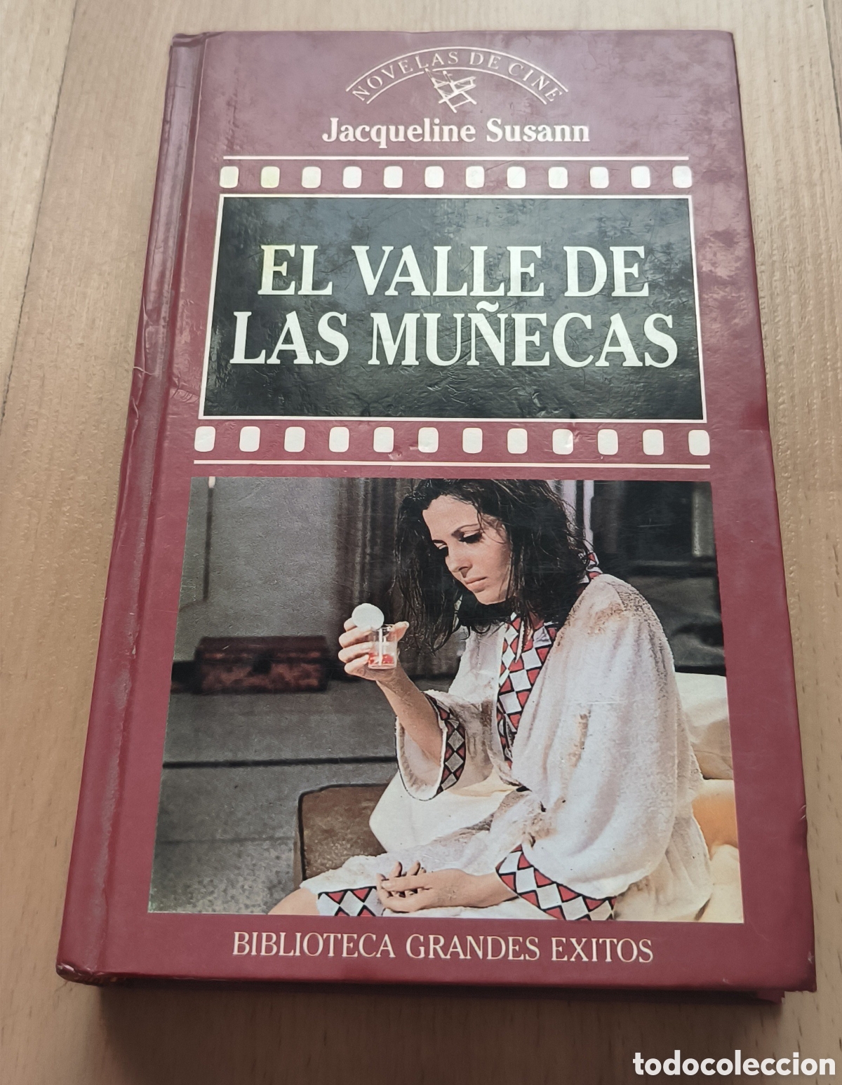 Libros de segunda mano: Novelas de cine. El valle de las mu&ntilde;ecas