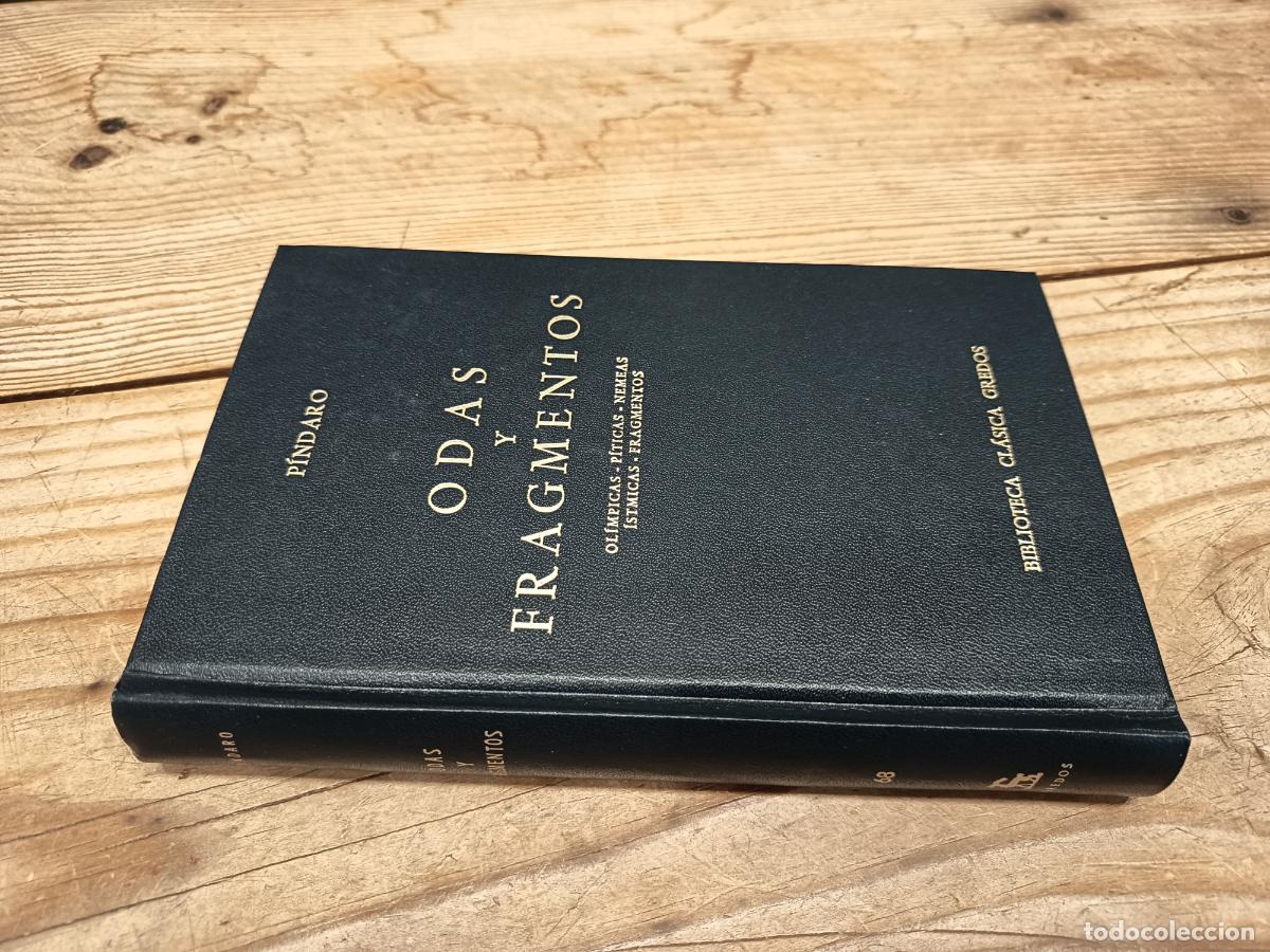 Libros de segunda mano: 1991 - P&Iacute;NDARO. Odas y fragmentos - GREDOS - Foto 1