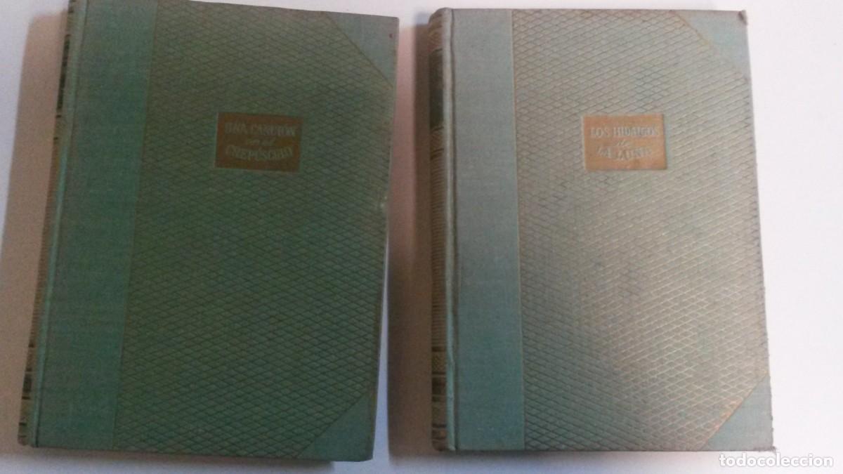 Libros de segunda mano: LOS HIDALGOS DE LA LUNA (JEAN DE BARONCELLI) + UNA CANCION EN EL CREPUSCULO (JOHN LODWICK)