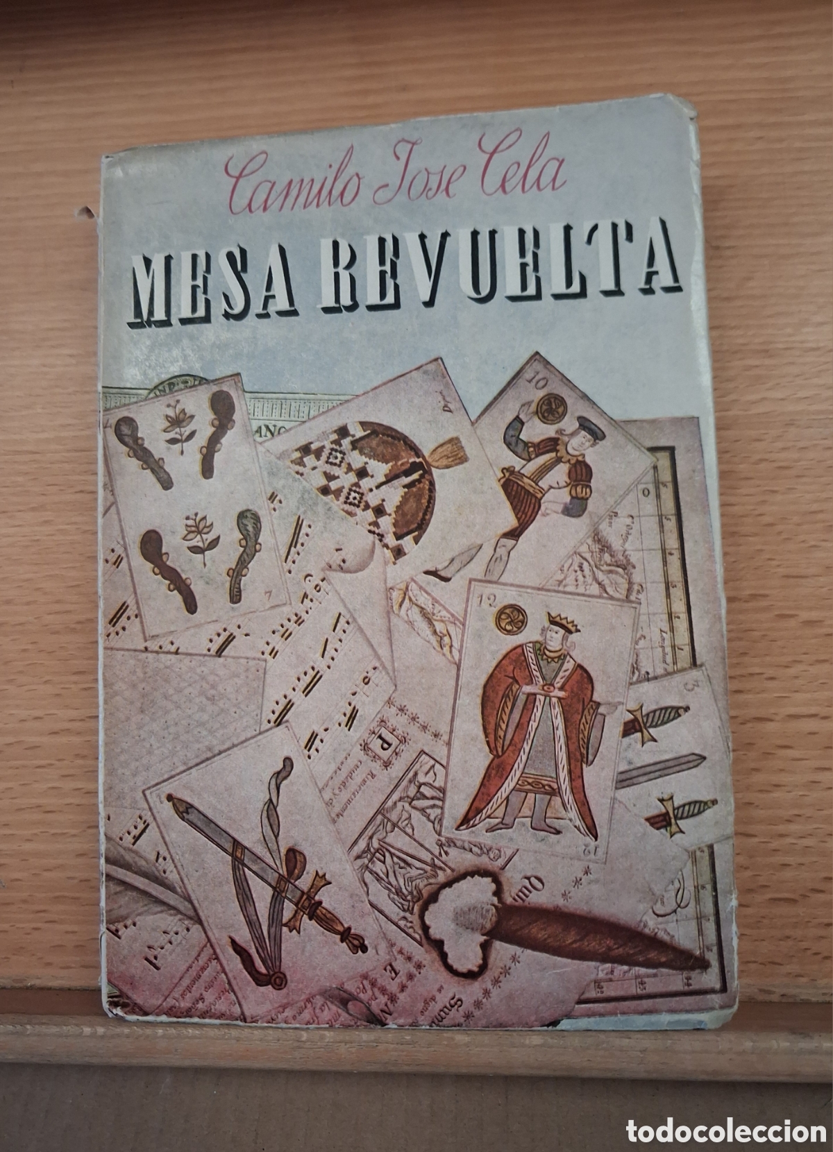 Libros de segunda mano: CAMILO JOS&Eacute; CELA. MESA REVUELTA. MADRID 1945.
