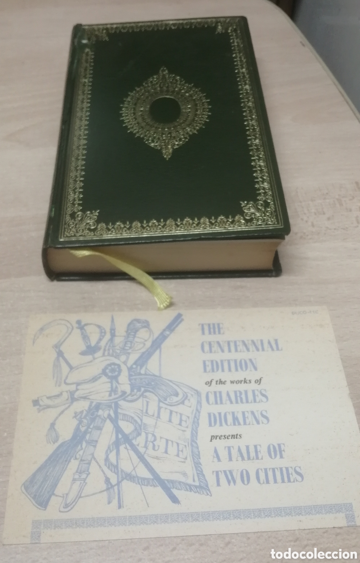 Libri di seconda mano: A Tale of Two Cities Charles Dickens Centennial Edition Ilustrado Heron Books English book Ingl&eacute;s