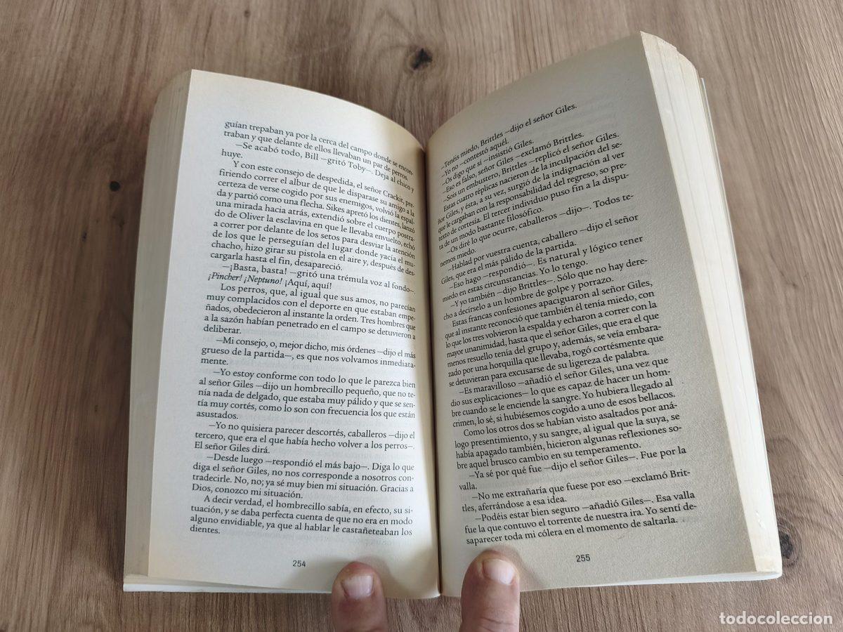 Libros de segunda mano: Las aventuras de Oliver Twist Charles Dickens - Foto 6