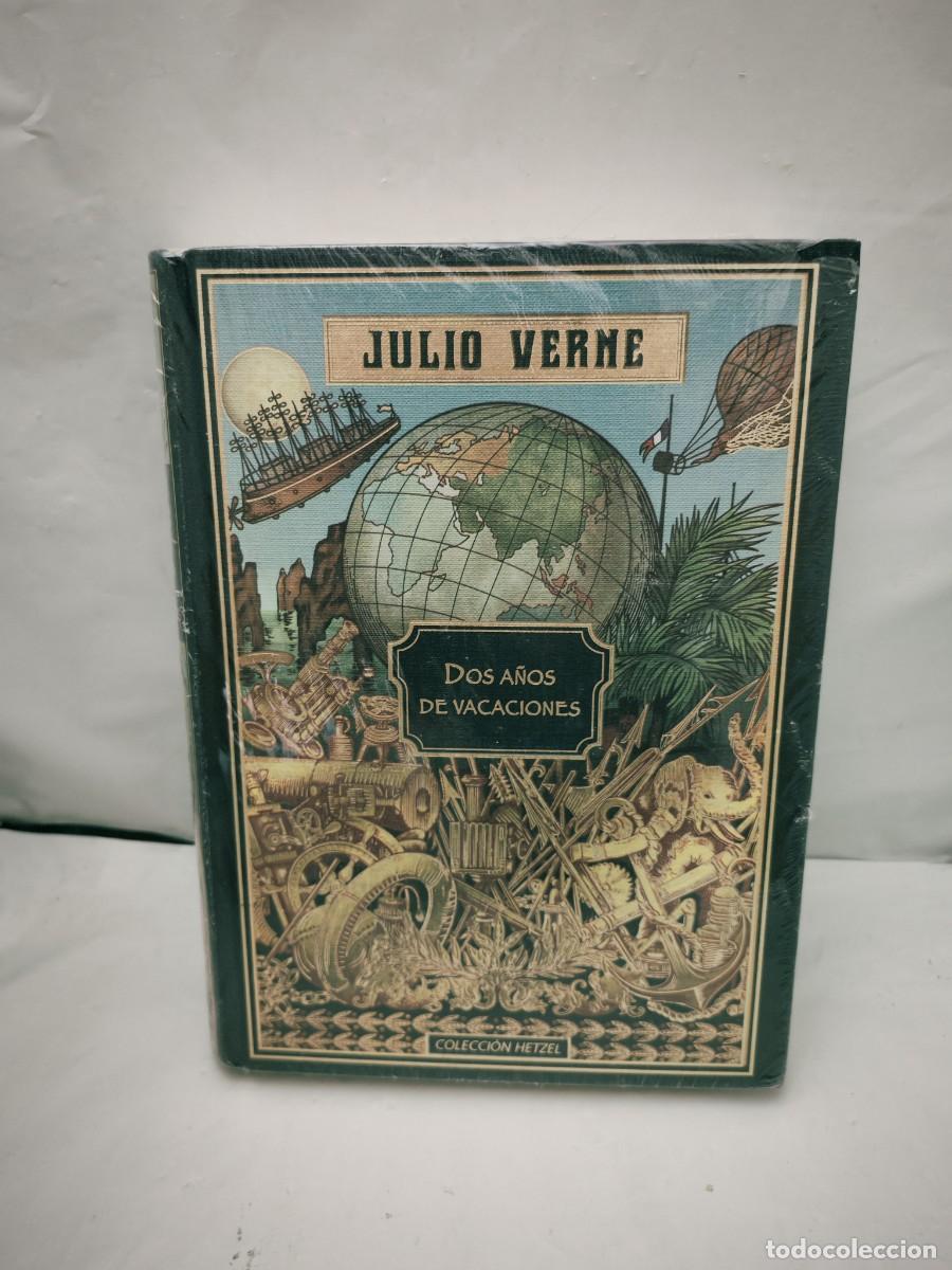 Libros de segunda mano: DOS A&Ntilde;OS DE VACACIONES (sin recorrido comercial, COMO NUEVO)