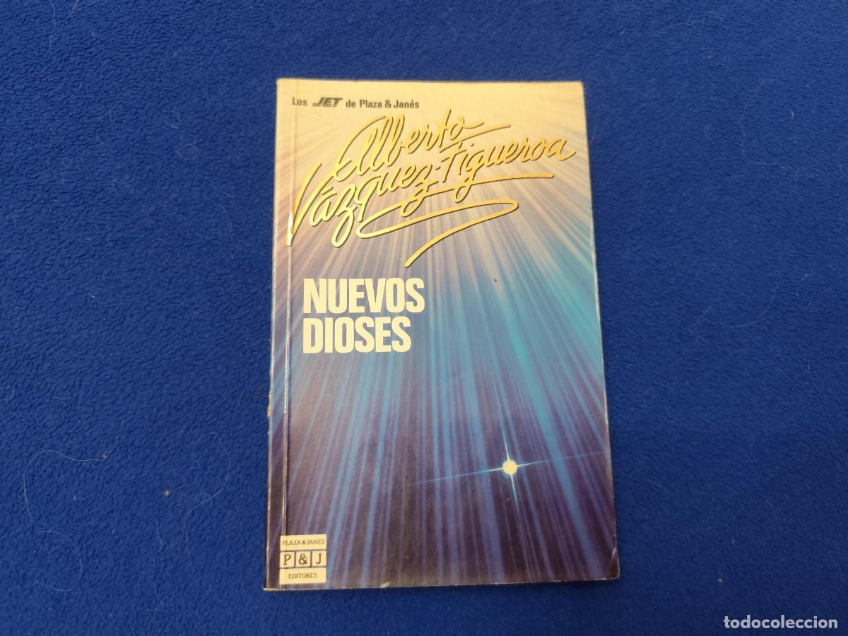 Libros de segunda mano: NUEVOS DIOSES Alberto Vazquez Figueroa C&iacute;rculo de Lectores 1987