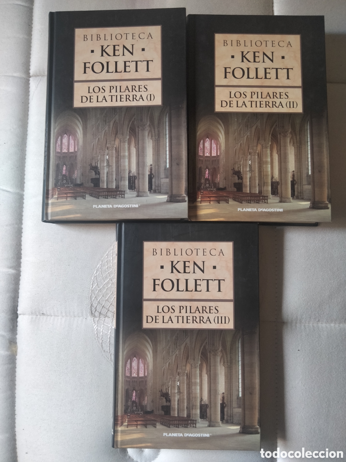 Libros: Los pilares de la tierra 1,2,3 - Foto 1