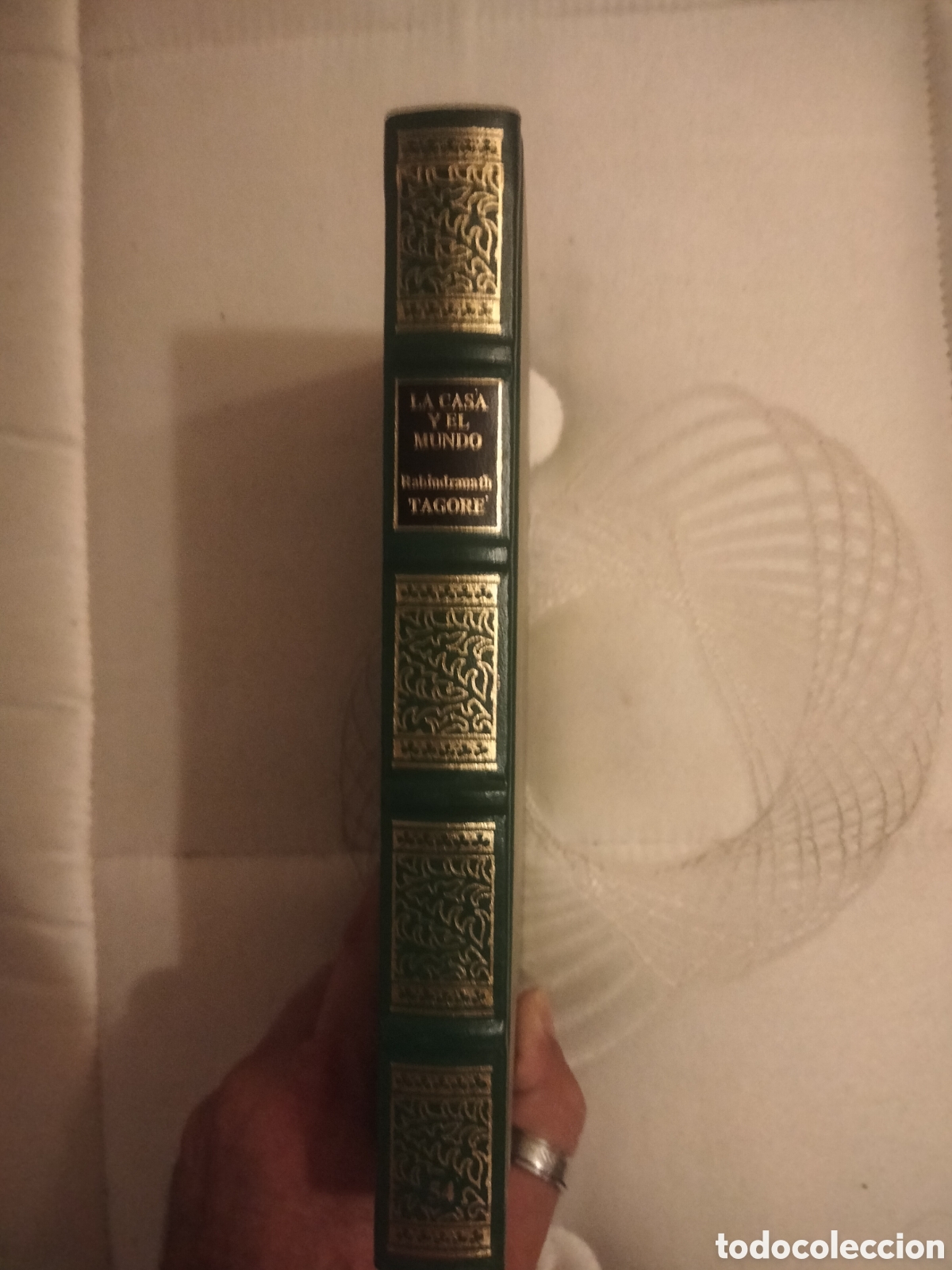 Libros: La casa y el mundo libro - Foto 2