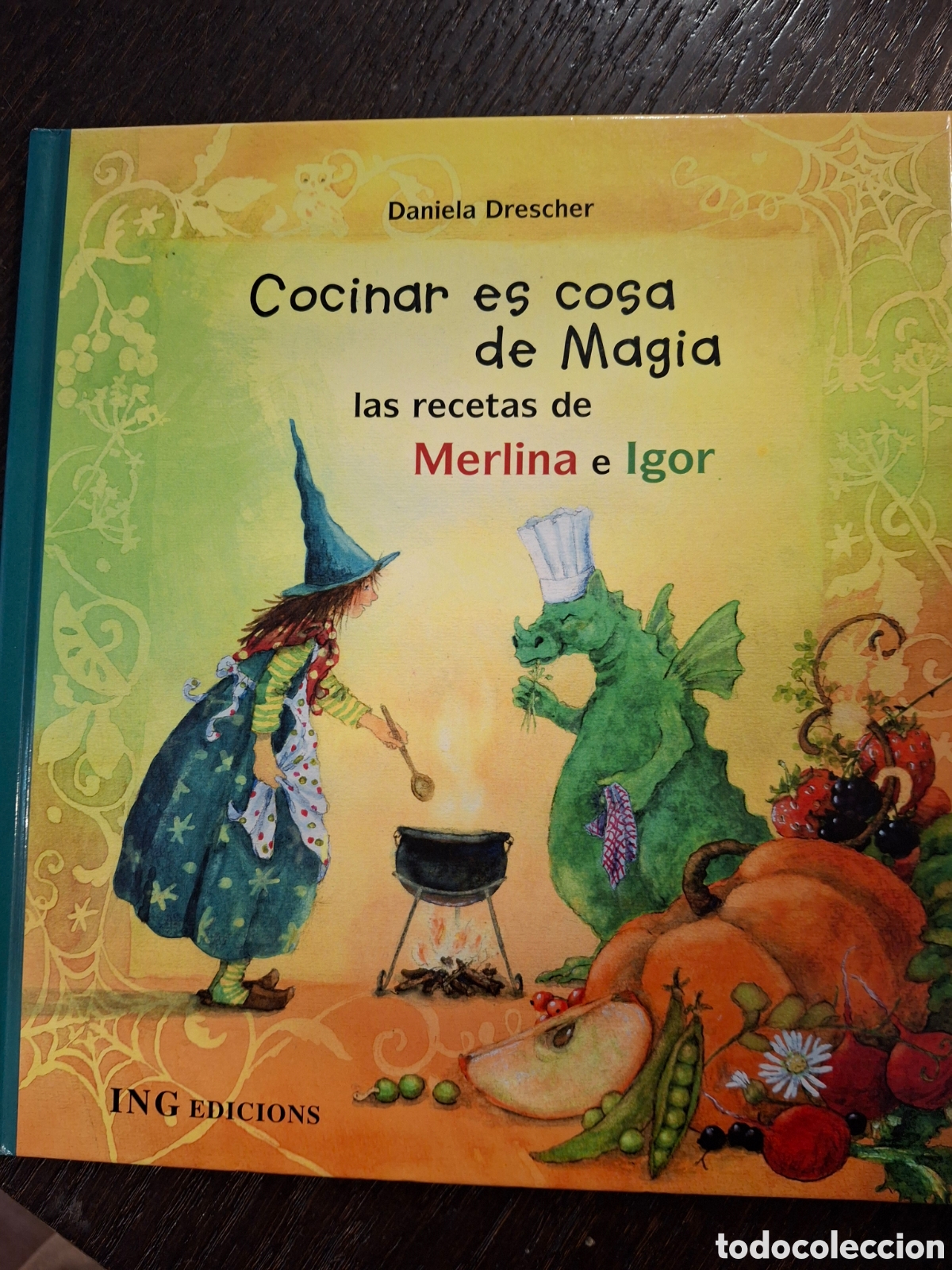Libros: Cocinar es cosa de magia. Las recetas de Merlina e Igor