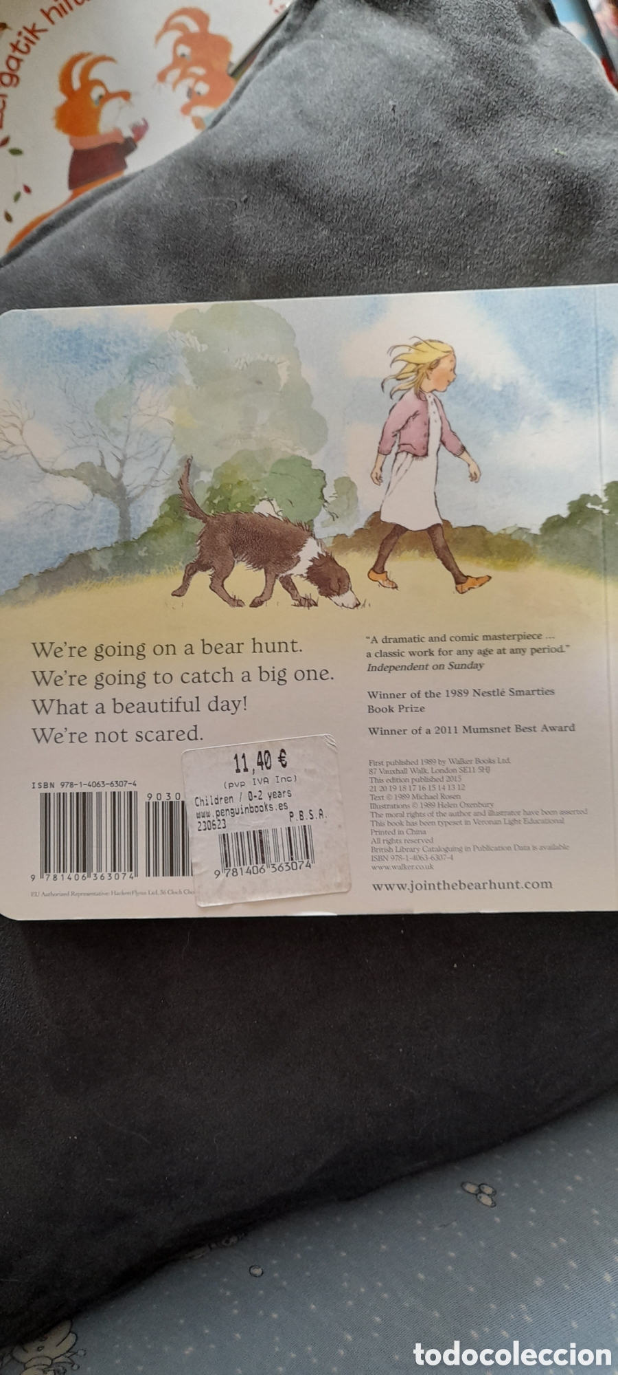 Libros: Were going on a bear Hunt. Michael Rosen - Foto 2