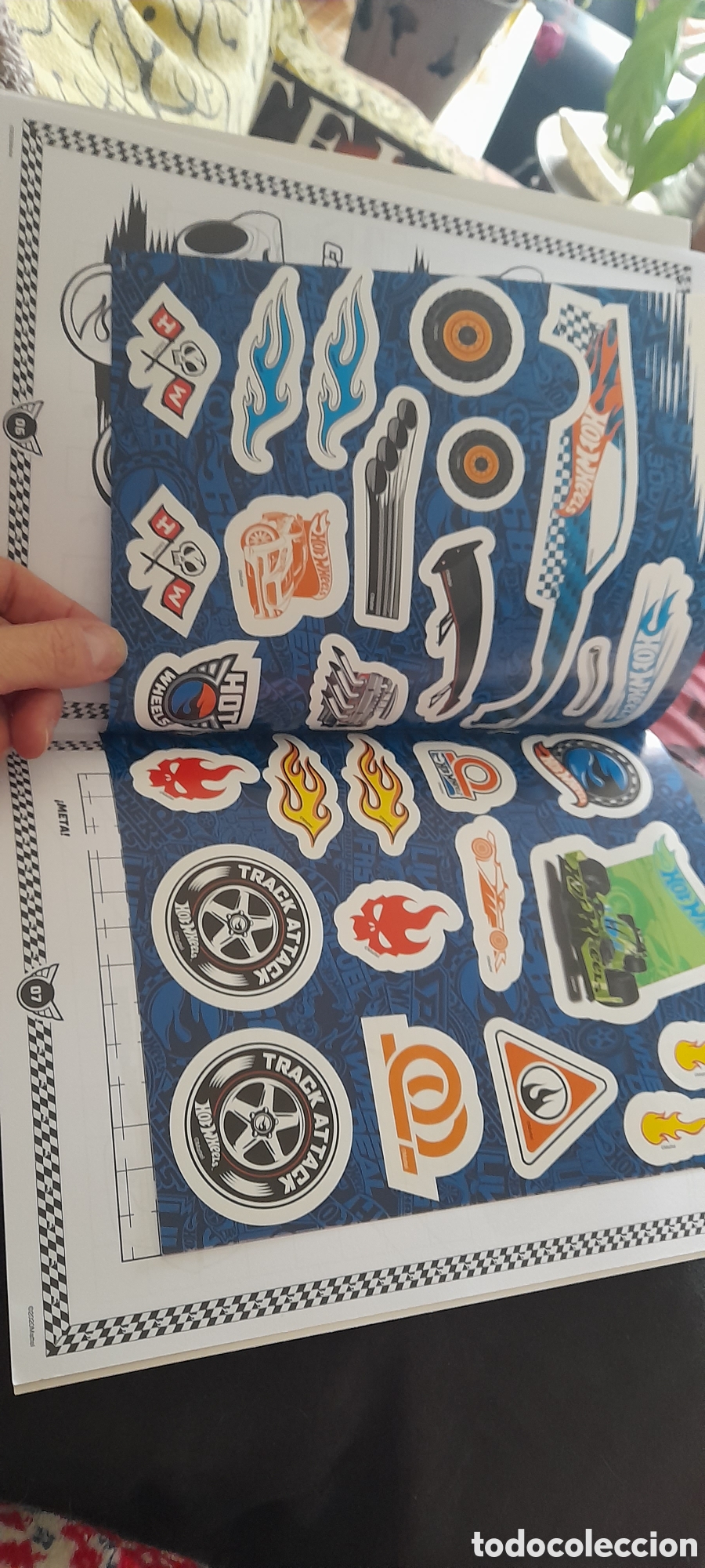 Libros: Hotwheels de luxe. Pegatinas - Foto 3