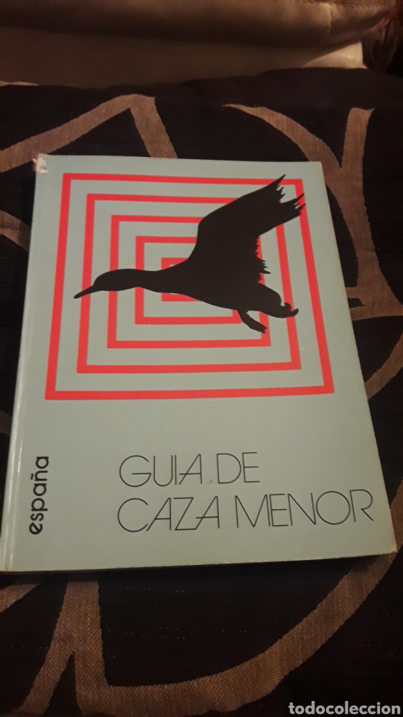 Coleccionismo deportivo: Gu&iacute;a de caza menor, Espa&ntilde;a, libro de 1979 - Foto 1