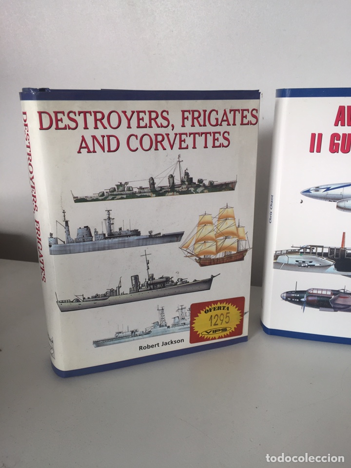 Coleccionismo deportivo: Lote de libros , aviones y barcos - Foto 2