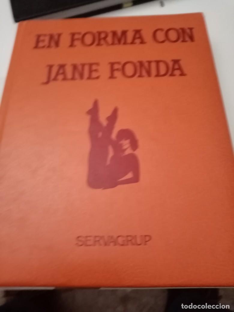 Coleccionismo deportivo: EN FORMA CON JANE FONDA. EST2B2 - Foto 1