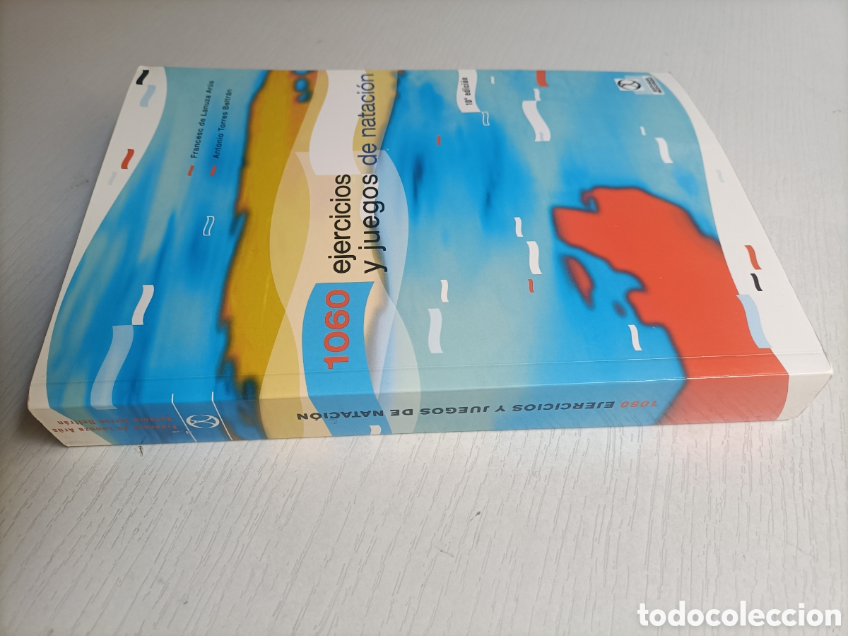 Coleccionismo deportivo: 1060 Ejercicios y juegos de nataci&oacute;n - Foto 1