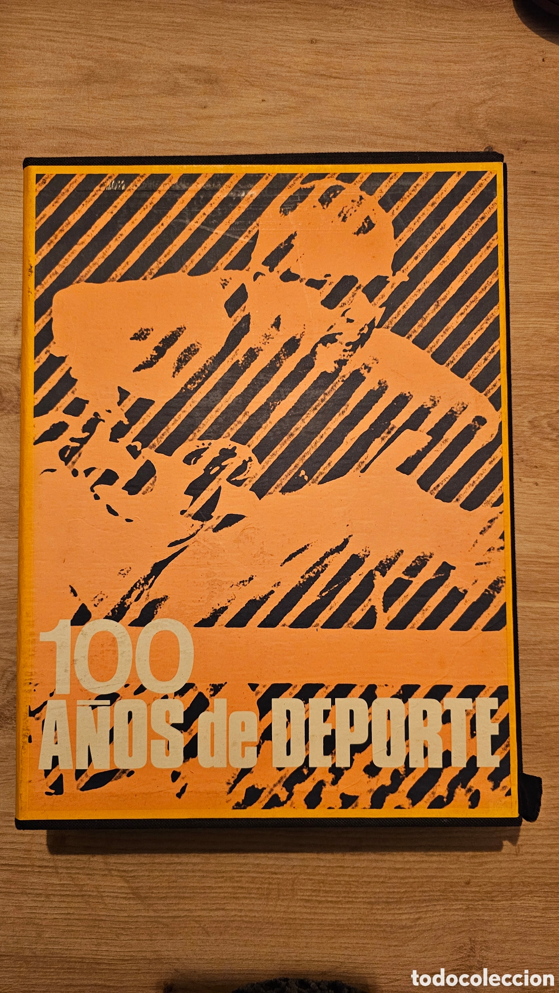 Coleccionismo deportivo: Maxi libro &rdquo;100 a&ntilde;os de deporte&rdquo; - Foto 2