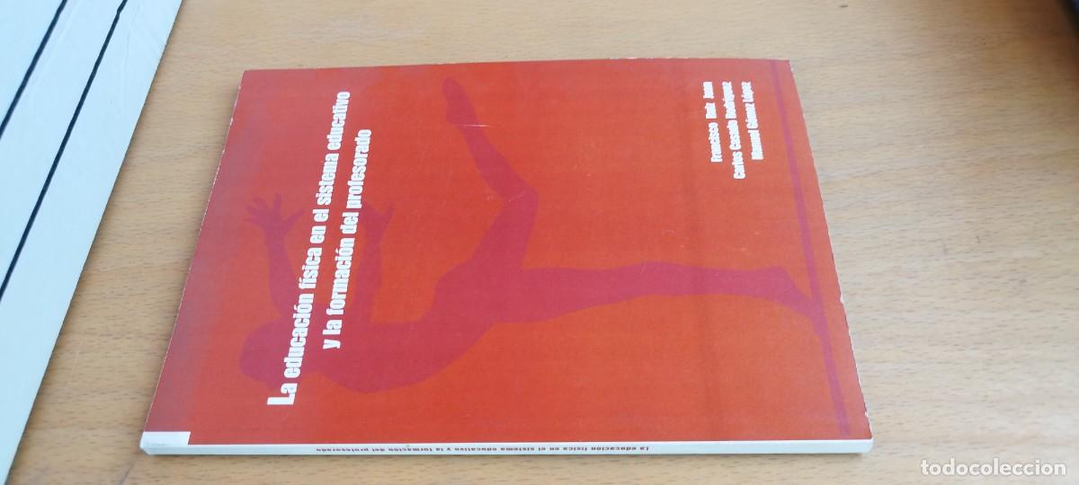 Coleccionismo deportivo: LA EDUCACION FISICA EN EL SISTEMA EDUCATIVO Y LA FORMACION DE PROFESORADO/ / KARA 33 / ANANDA PUBL